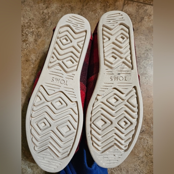 Toms Red Plaid Shoes - Picture 4 of 5